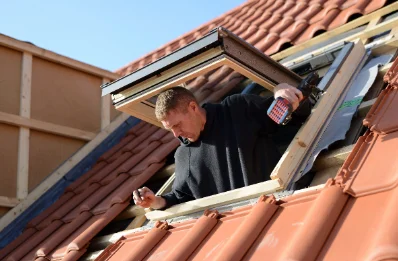Pose de fenêtres de toit Velux à Brouckerque